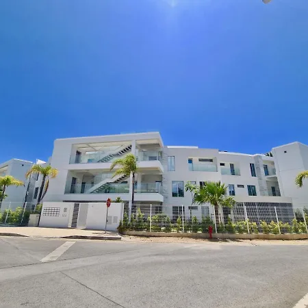 Apartman 24 B3 - Cleverdetails, Luxury 2 Bedroom Located In A Short Walking Distance To The Marina, Falesia And Supermarket