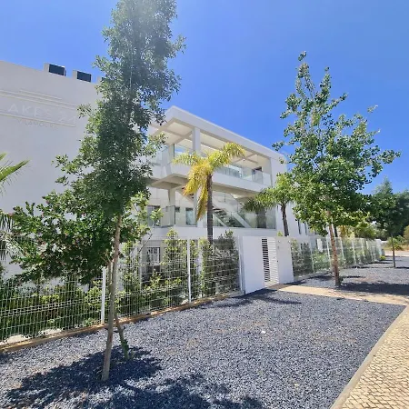 24: Luxury Marina Near Falesia Apartment Vilamoura